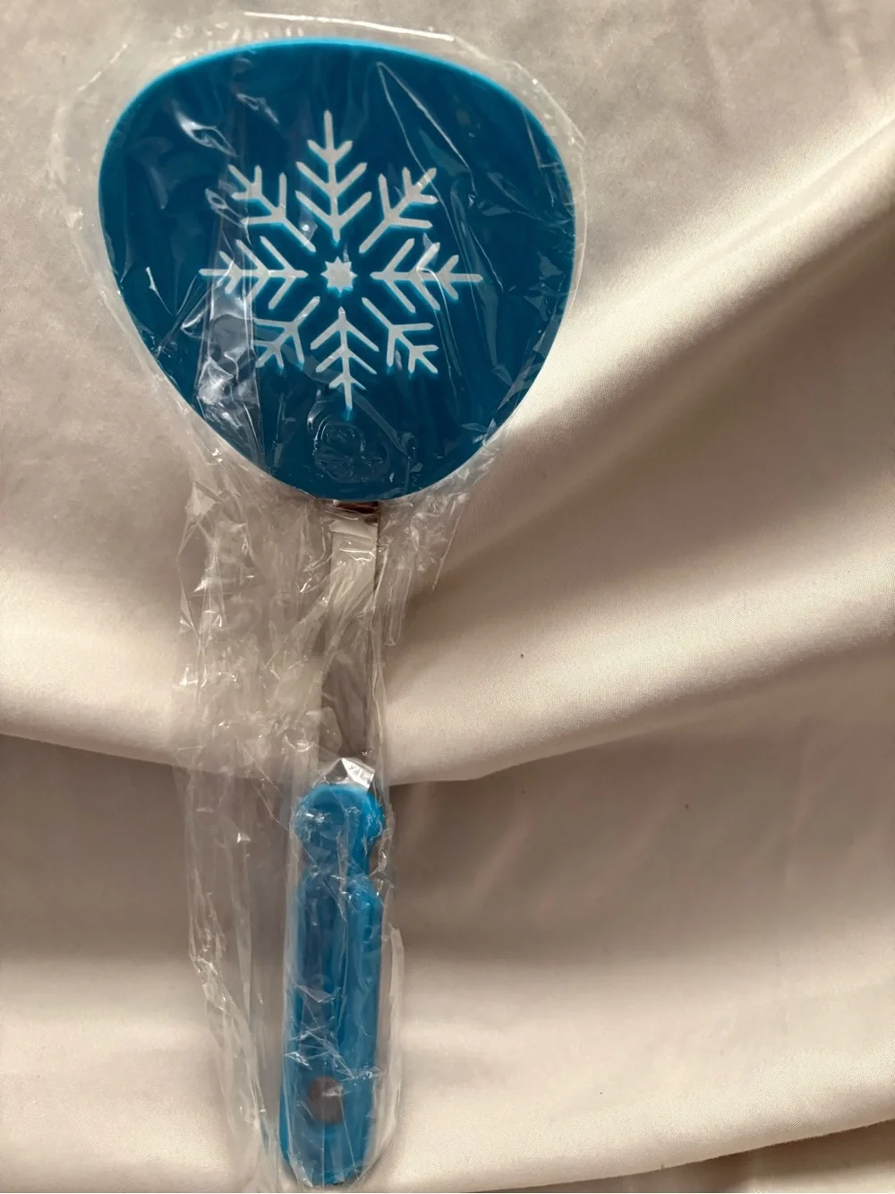 Blue Snowflake Handheld Noisemaker - Party Favor